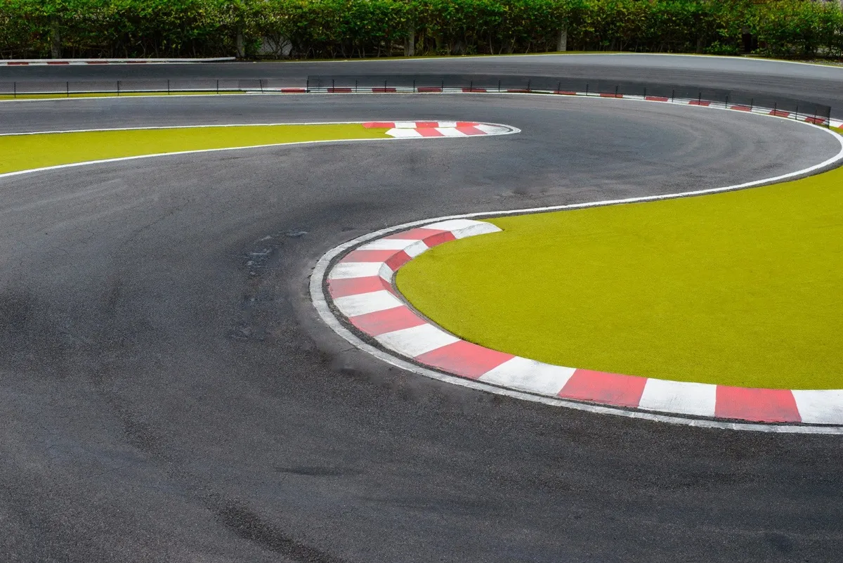 Curva da pista de kart